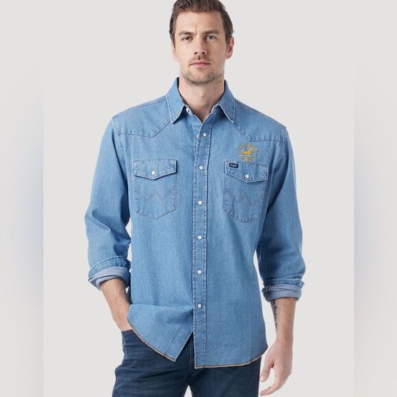 Wrangler x Yellowstone Men's Stonewashed Denim Western Pearl Snap Shirt Size: XL - Picture 1 of 16